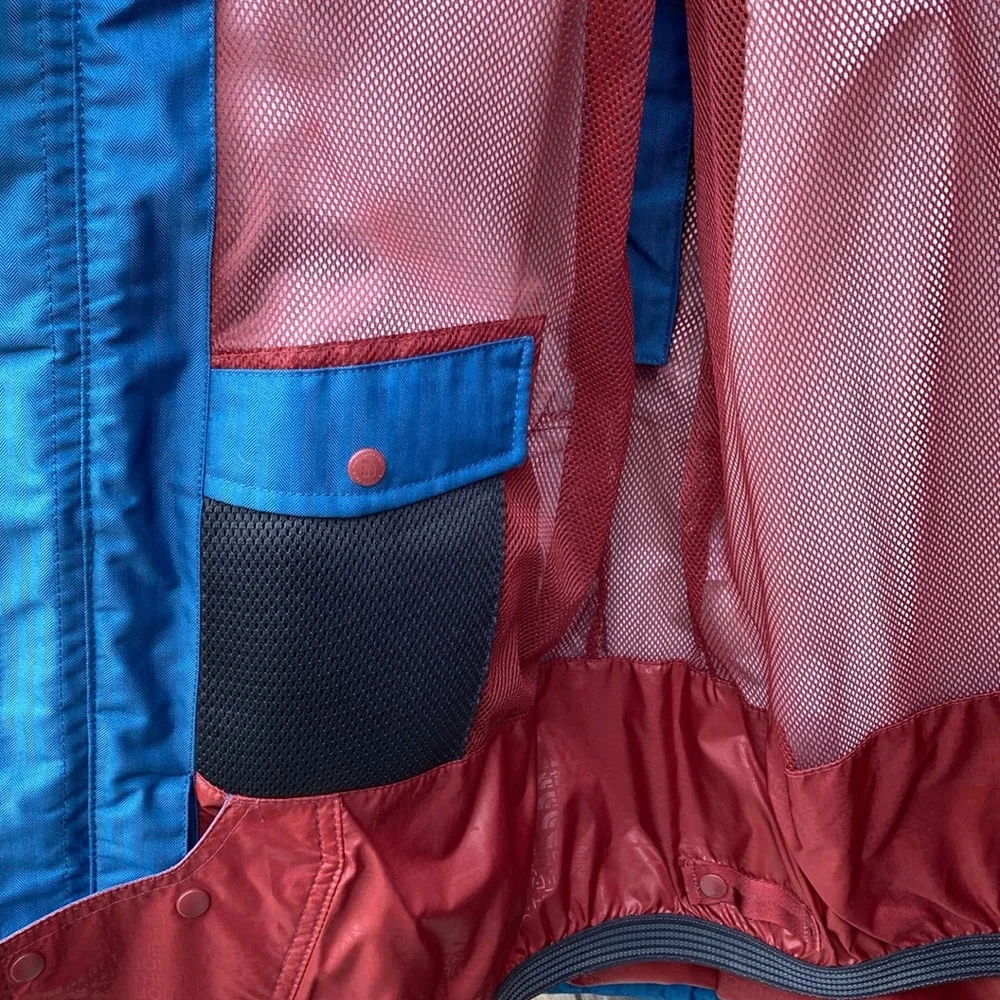 The North Face Men’s outdoor ski jacket size XL blue